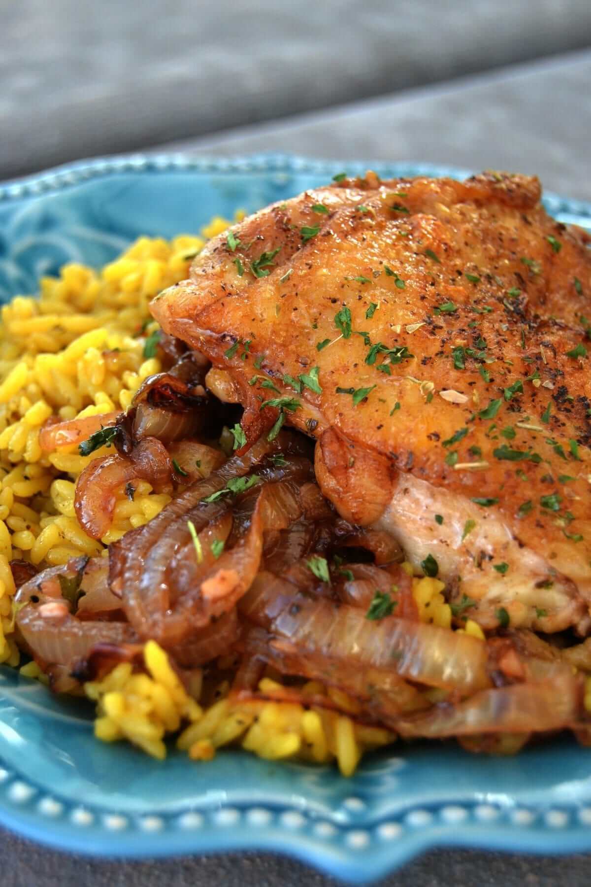 Roasted chicken with ready rice