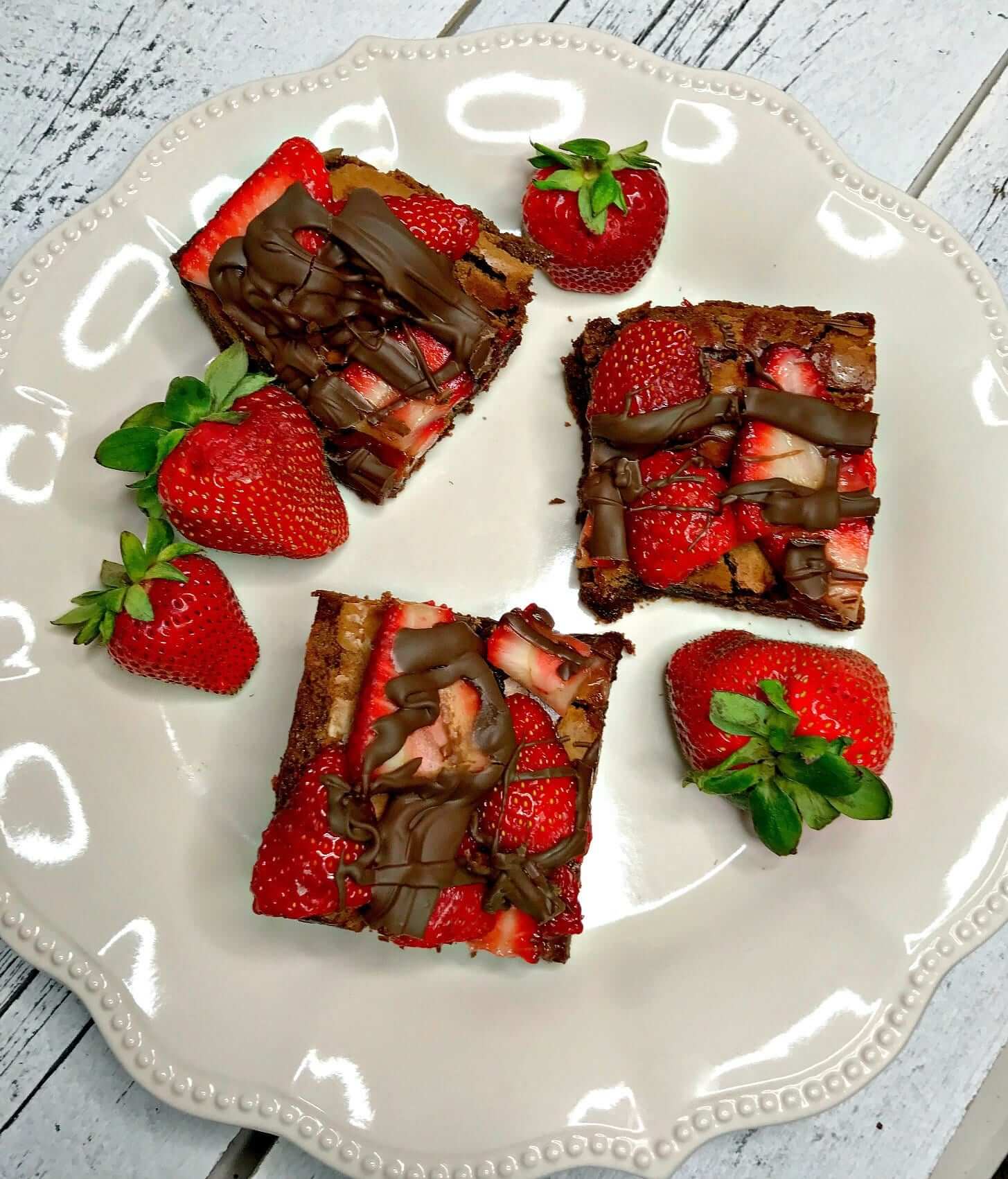 Yummy Chocolate Covered Strawberry Brownies - Lou Lou Girls