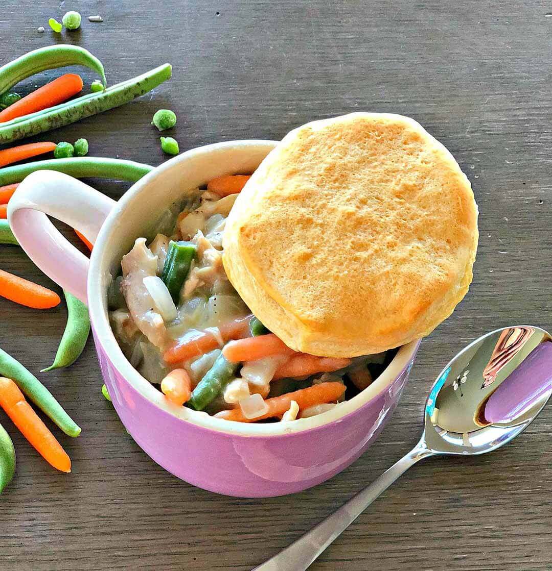 Quick and Easy Chicken Pot Pie - Lou Lou Girls