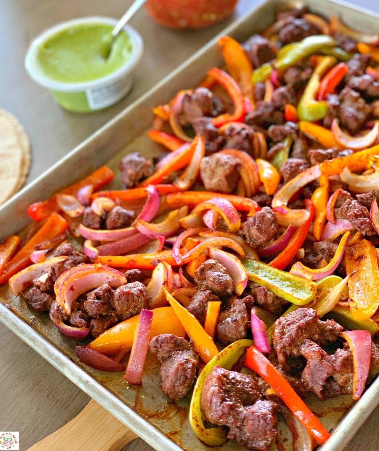 DELICIOUS SHEET PAN STEAK FAJITAS Lou Lou Girls