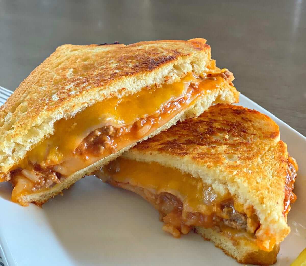 YUMMY SLOPPY JOE GRILLED CHEESE - Lou Lou Girls