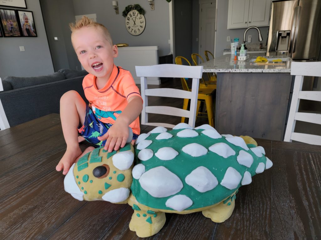 Ankylosaurus cake