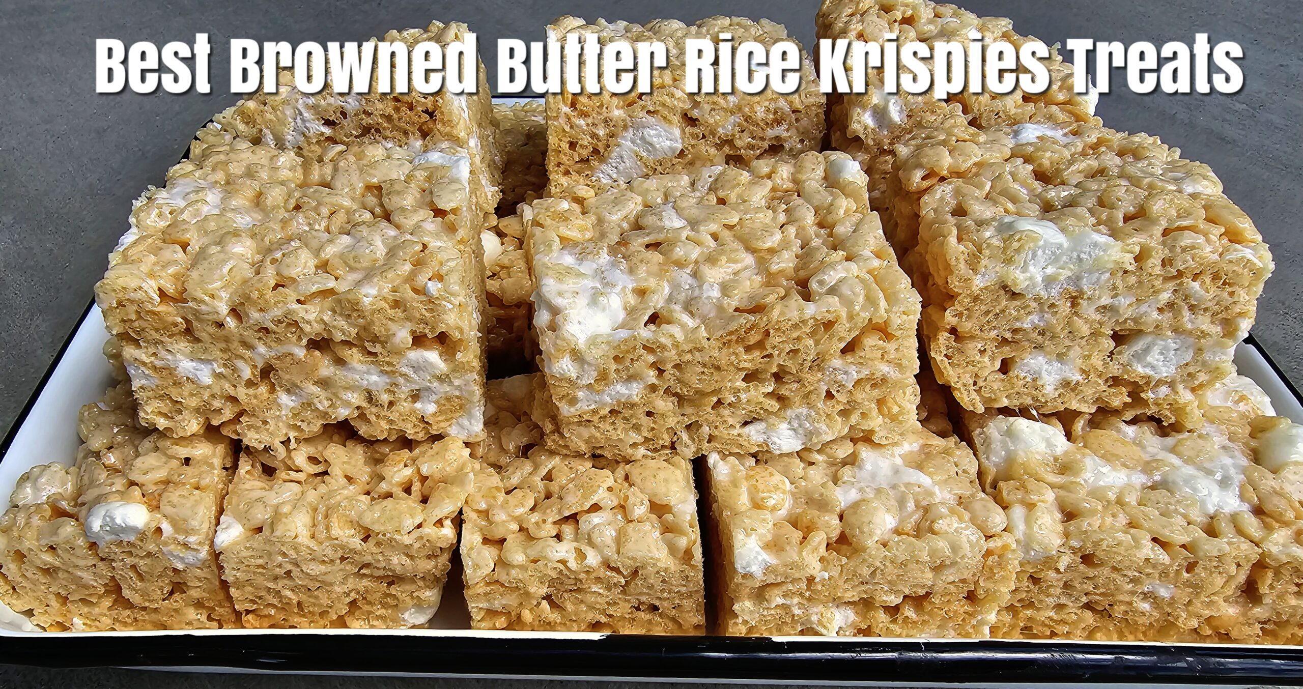 Best Browned Butter Rice Krispies Treats #snacks #ricekrispietreats #easyrecipe #dessert