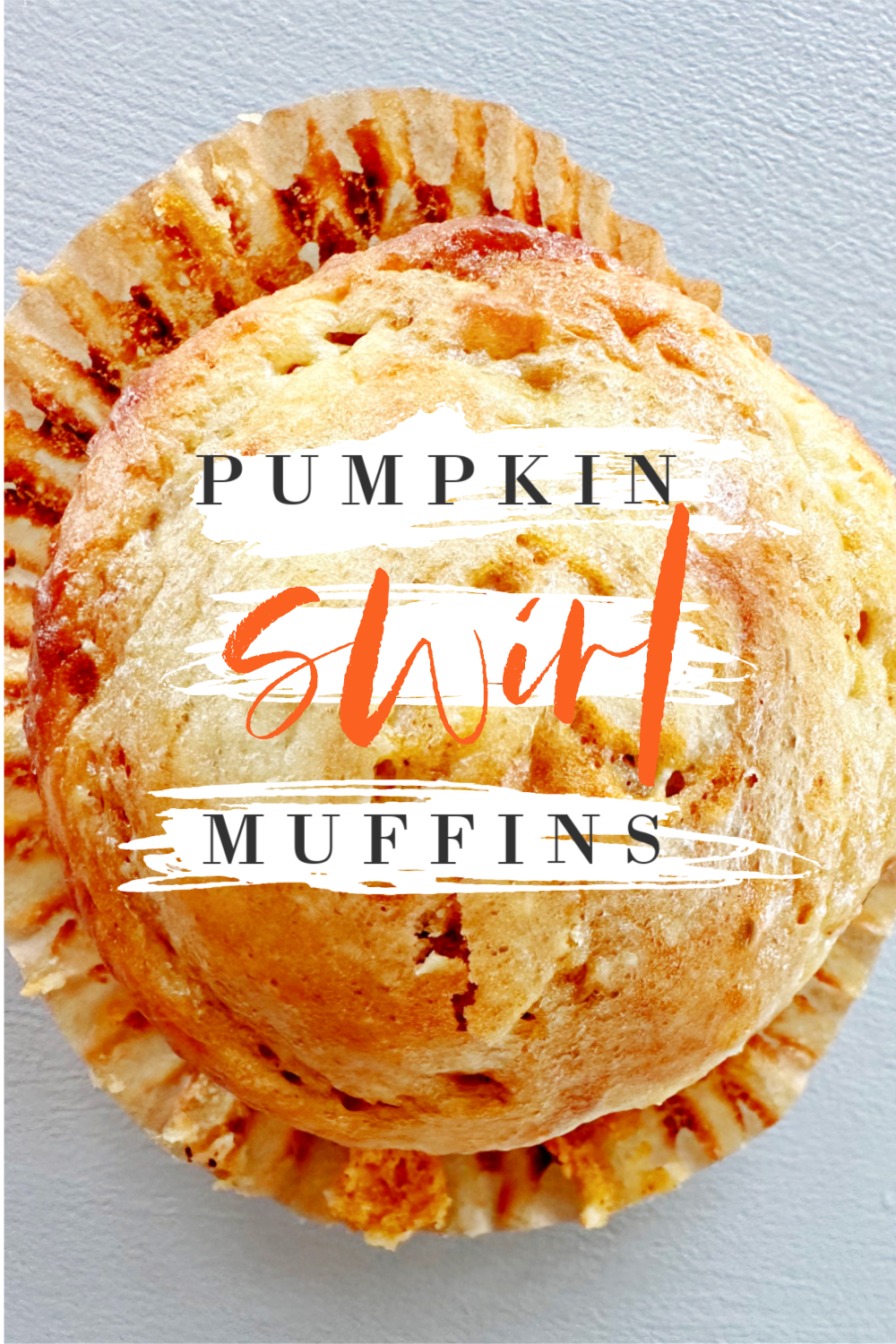 Pumpkin Swirl Muffins #pumpkin #muffins #breakfast #dessert #fallrecipe #easyrecipe